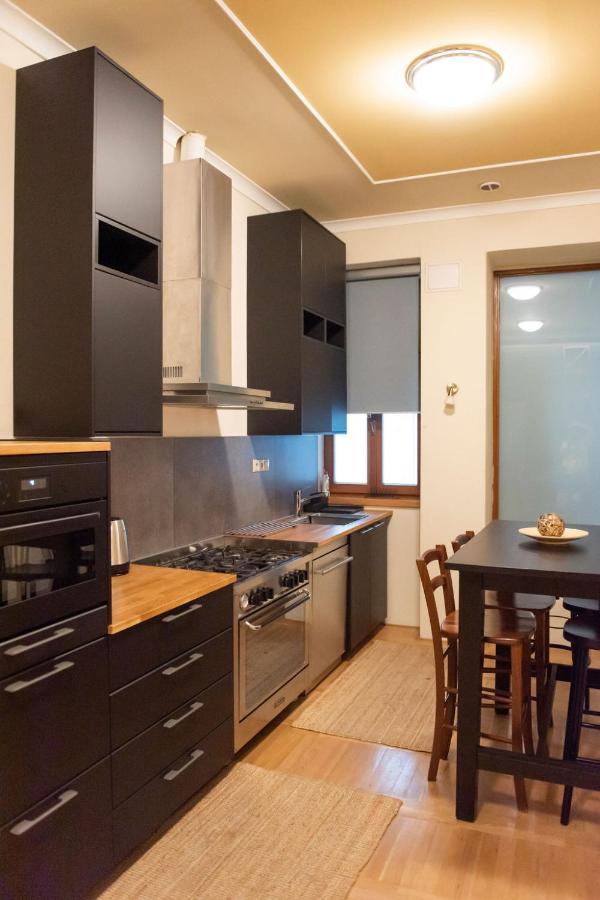 Velky Apartman บราติสลาวา ภายนอก รูปภาพ